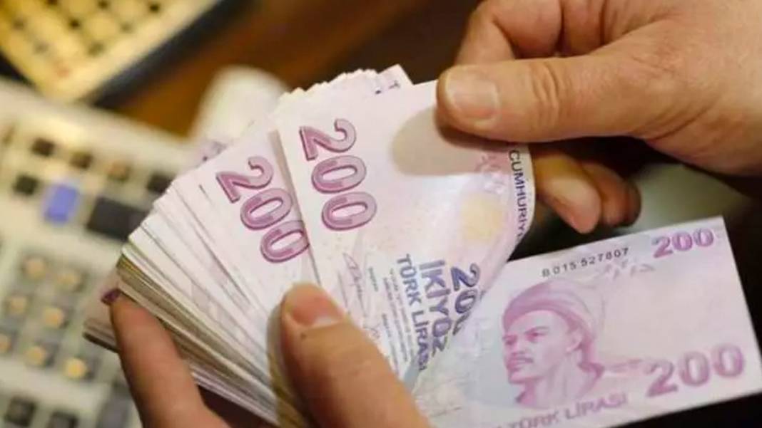 EYT’li olamayanlara kademeli emeklilik geliyor: 4500 ve 5400 gün ile emeklilik mümkün 14